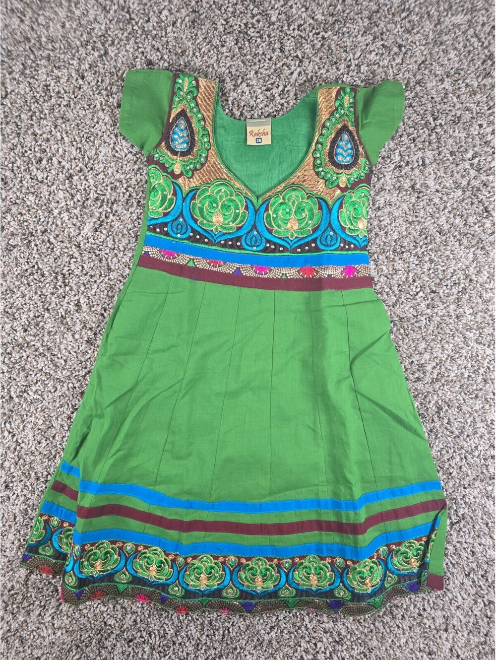 Vintage Girls Sz 26 green short-sleeved child's anarkali kurti dress Embroidered